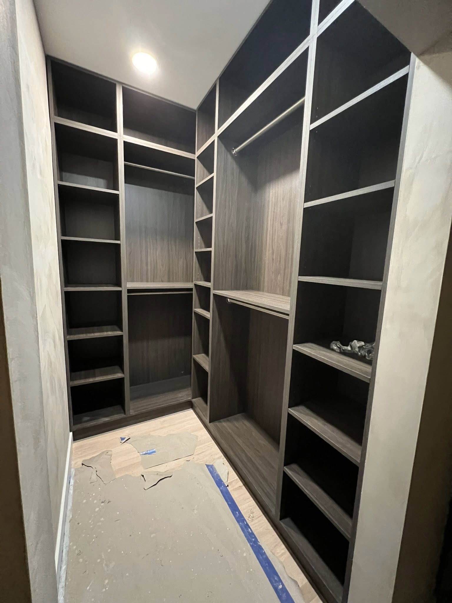 Custom closet system